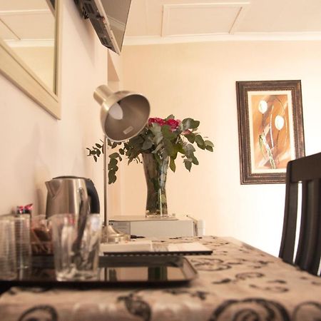 Casa Toscana Lodge Претория Экстерьер фото