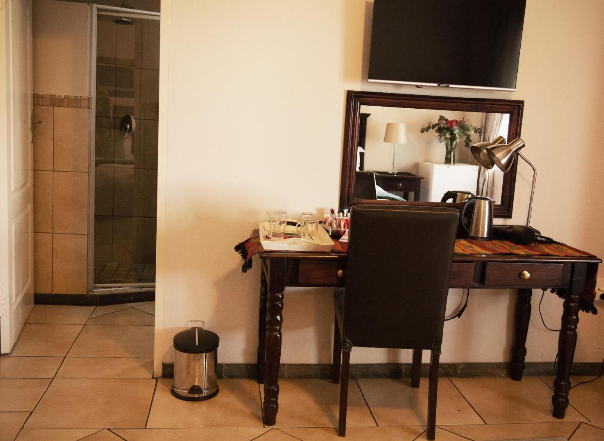 Casa Toscana Lodge Претория Экстерьер фото